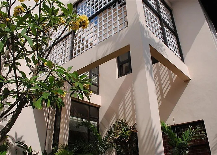 Suarti Resort, & Gallery ケテウェル