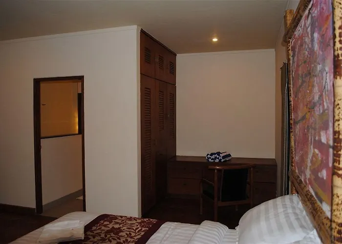 ホリデーパーク Suarti Resort, & Gallery ケテウェル