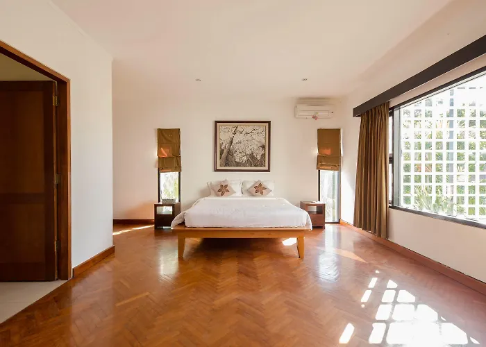 Suarti Resort, & Gallery ホリデーパーク 4*