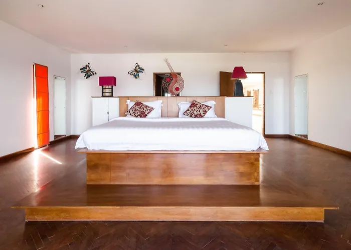 Suarti Resort, & Gallery