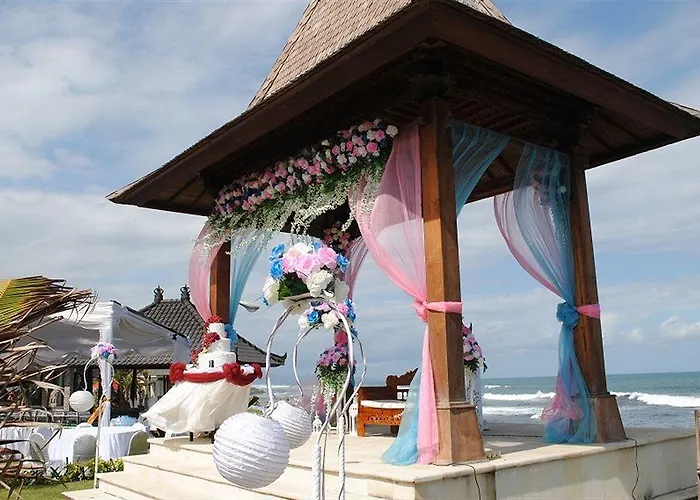 ホリデーパーク Suarti Resort, & Gallery 4*