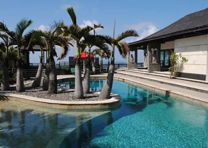 Suarti Resort, & Gallery ホリデーパーク 4*