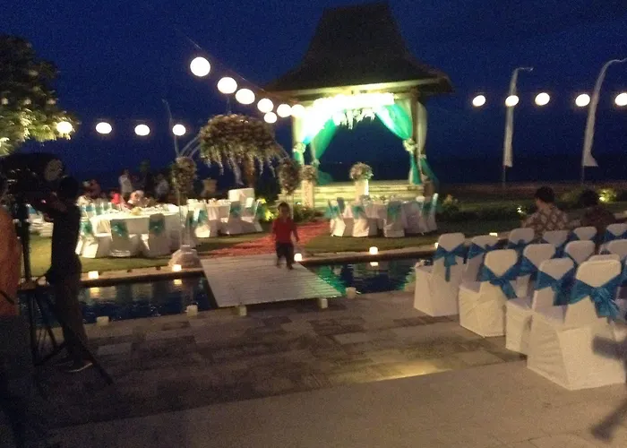 Suarti Resort, & Gallery 4* ケテウェル