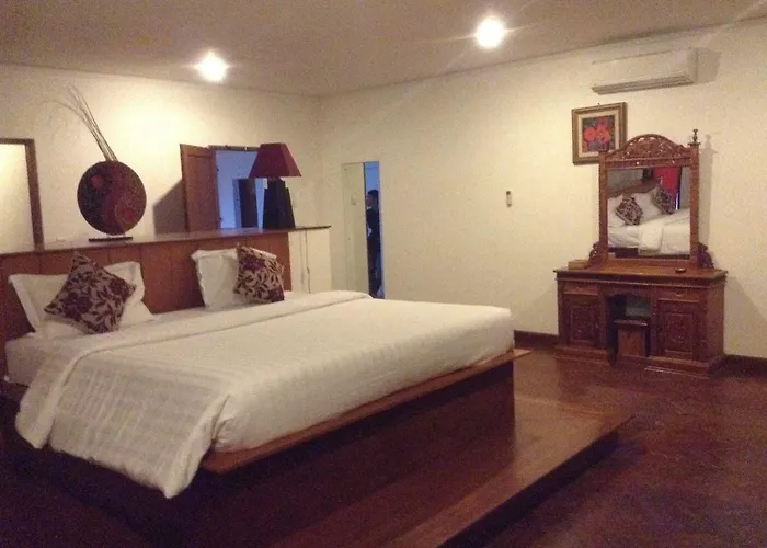 Suarti Resort, & Gallery