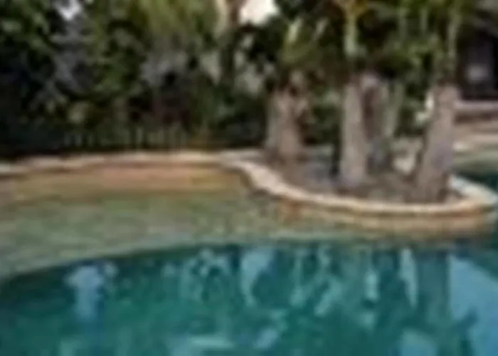 ホリデーパーク Suarti Resort, & Gallery ケテウェル