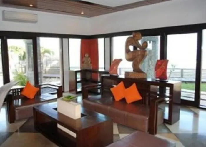 Suarti Resort, & Gallery ケテウェル