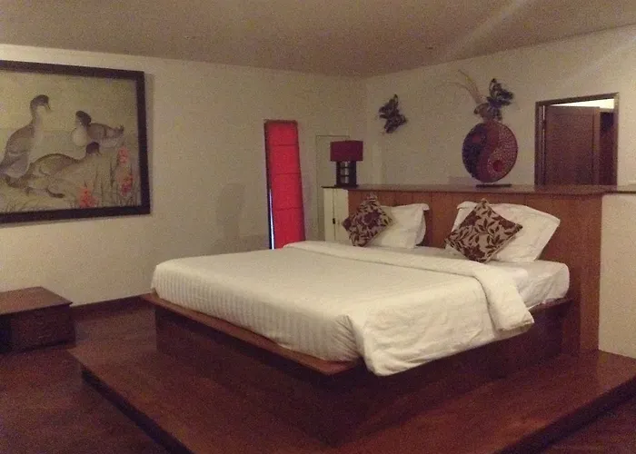 Suarti Resort, & Gallery